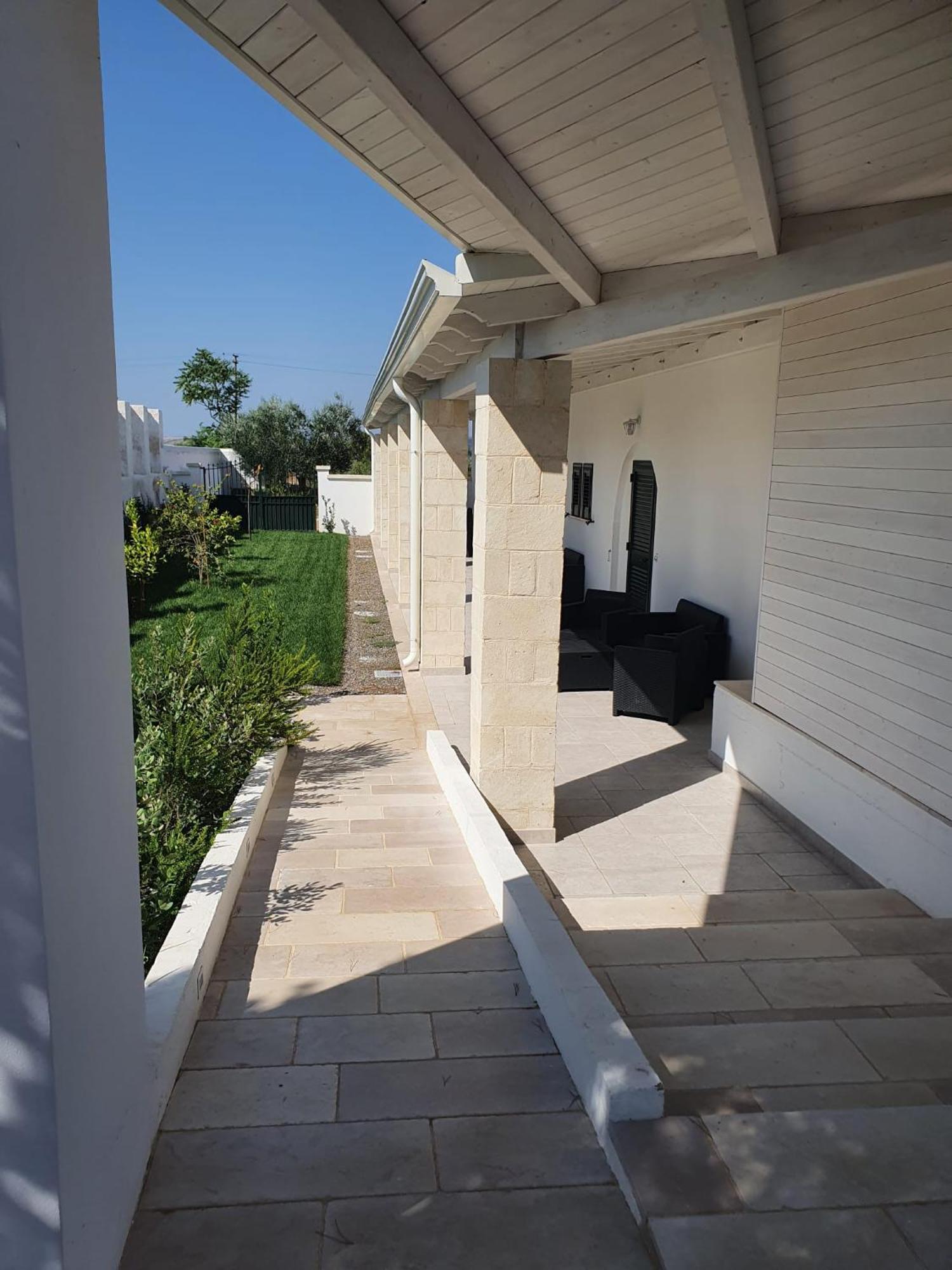 Masseria Strada Agriturismo 吉诺萨 外观 照片